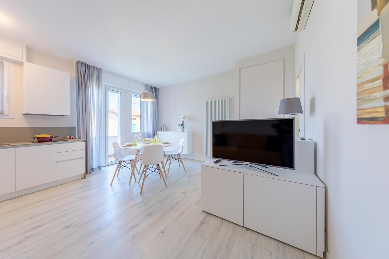 Appartamento Valeria By Wonderful Italy Sirmione Extérieur photo